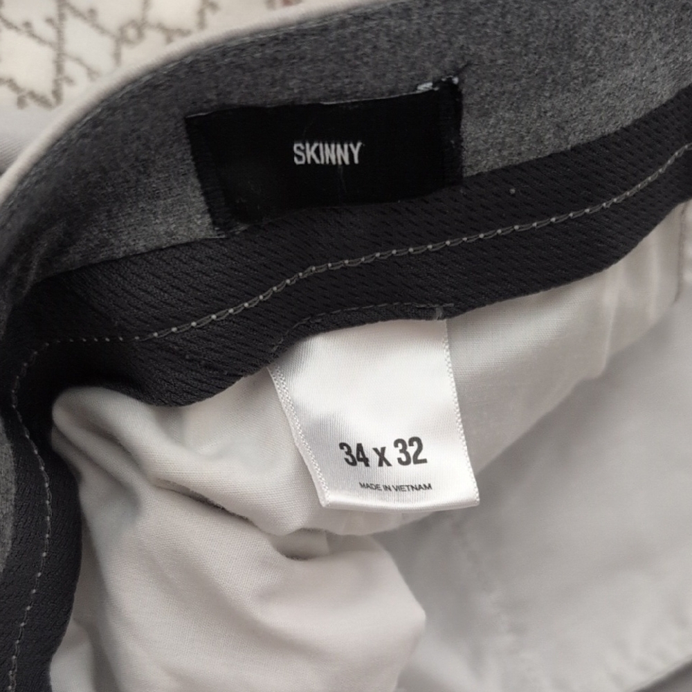 Express Men's Hyper Stretch Chinos Light Gray 34x32 EUC - Picture 4 of 7